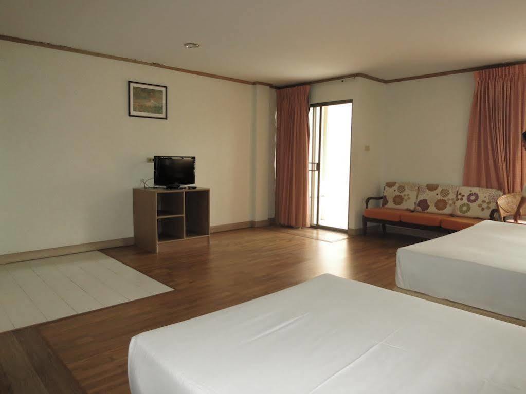 Takiab Beach Resort Hua Hin Bagian luar foto