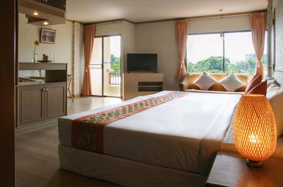 Takiab Beach Resort Hua Hin Bagian luar foto