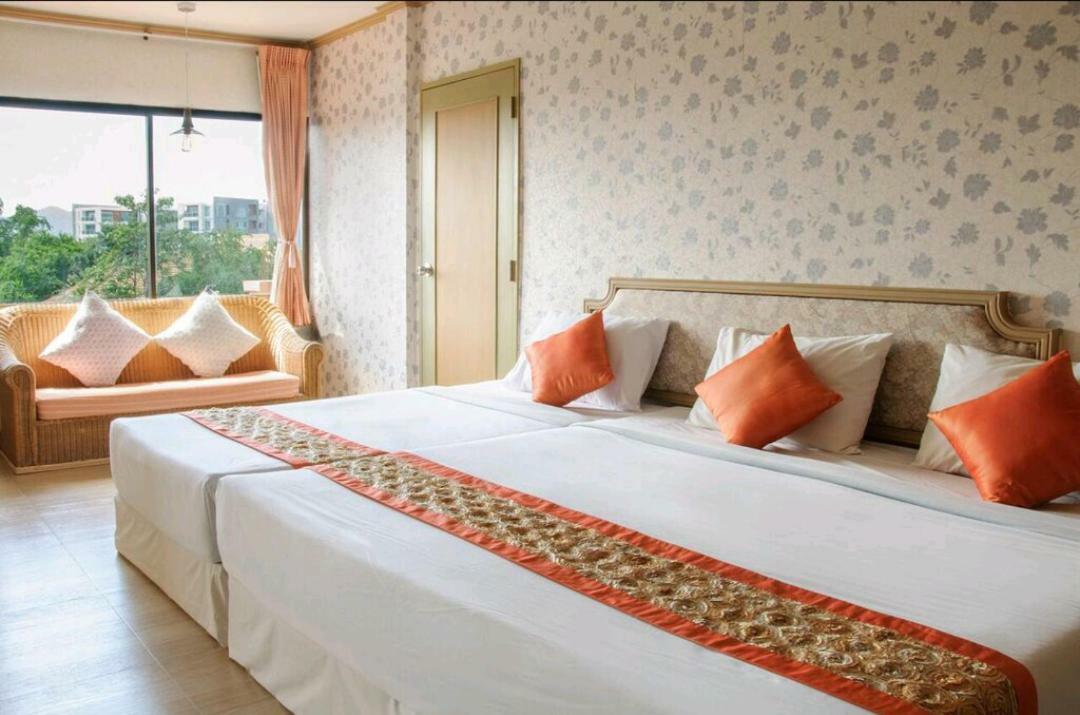 Takiab Beach Resort Hua Hin Bagian luar foto